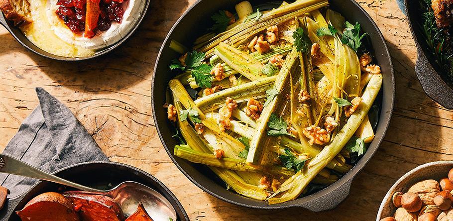 Braised Leeks with Walnuts and Parsley