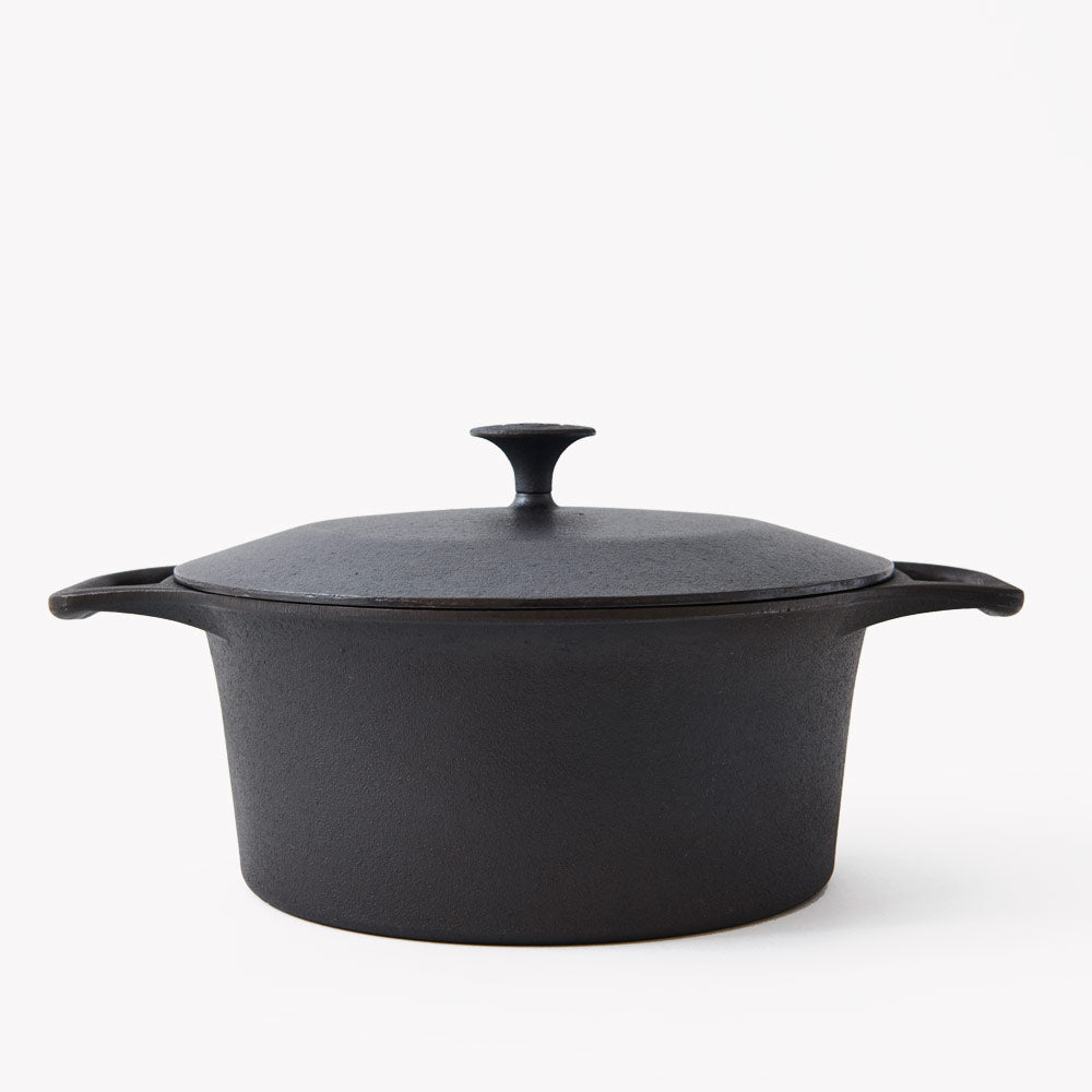 No.8 Cast Iron Dutch Oven